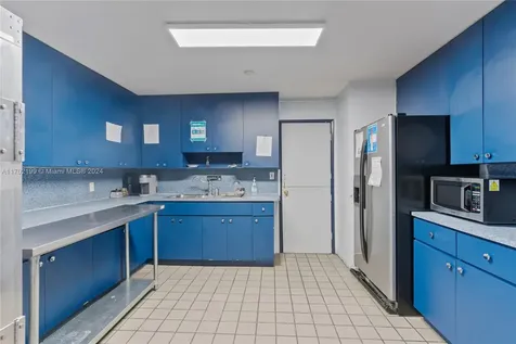 1800 NW 9th Avenue Fort Lauderdale FL 33311