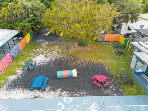 1800 NW 9th Avenue Fort Lauderdale FL 33311