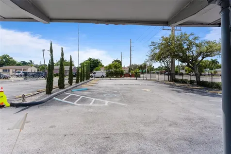 1800 NW 9th Avenue Fort Lauderdale FL 33311