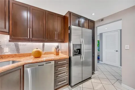 10000 W Bay Harbor Drive Bay Harbor Islands FL 33154