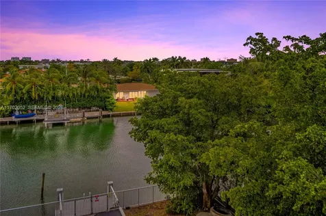 10000 W Bay Harbor Drive Bay Harbor Islands FL 33154