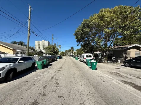 236 SW 10 Avenue Miami FL 33130