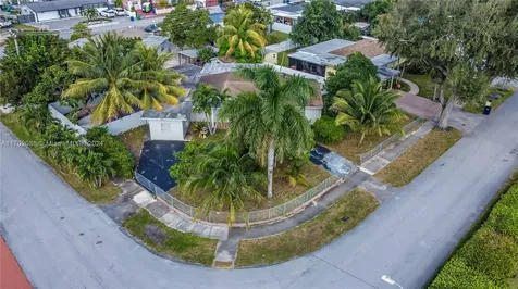 4541 NW 178th Street Miami Gardens FL 33055