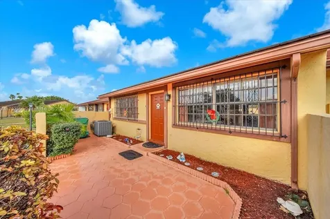14733 SW 85th Terrace Miami FL 33193