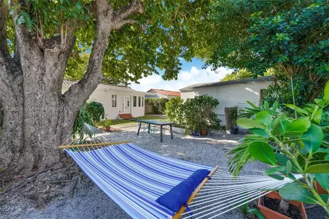 3121 SW 19th Terrace Miami FL 33145