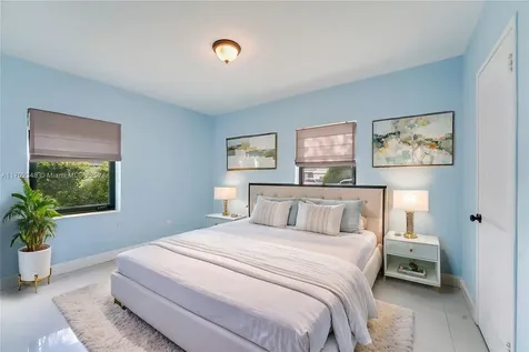 3121 SW 19th Terrace Miami FL 33145