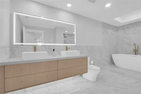 10101 Collins Avenue Bal Harbour FL 33154