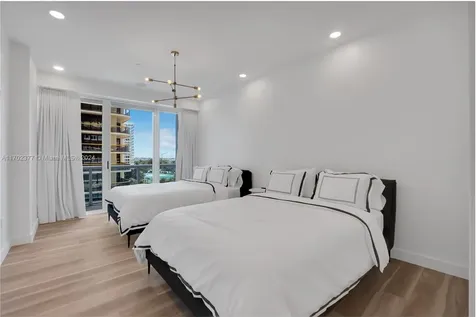 10101 Collins Avenue Bal Harbour FL 33154