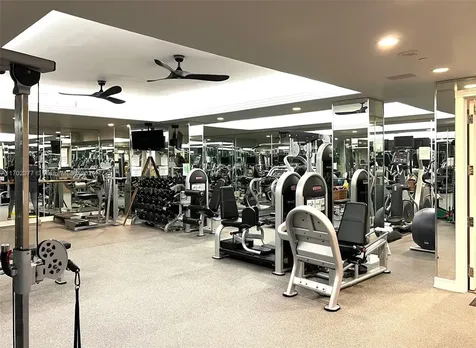 10101 Collins Avenue Bal Harbour FL 33154