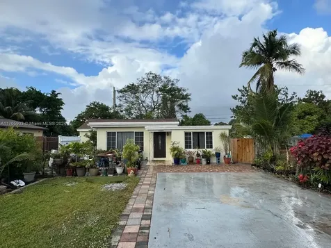 6309 Dewey Street Hollywood FL 33023