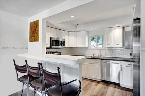 6309 Dewey Street Hollywood FL 33023