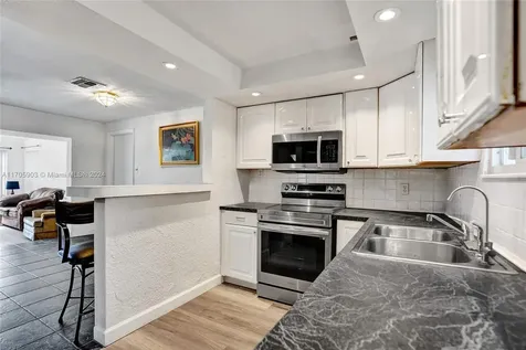 6309 Dewey Street Hollywood FL 33023
