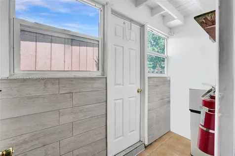 6309 Dewey Street Hollywood FL 33023