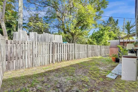 6309 Dewey Street Hollywood FL 33023
