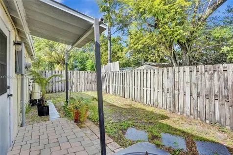 6309 Dewey Street Hollywood FL 33023
