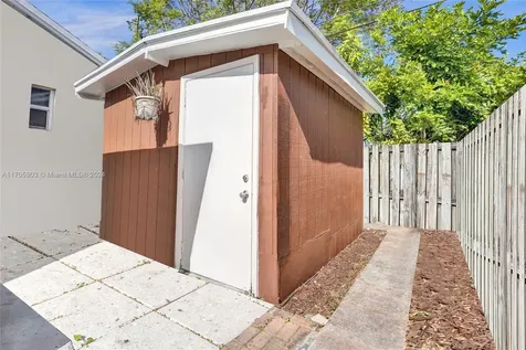 6309 Dewey Street Hollywood FL 33023