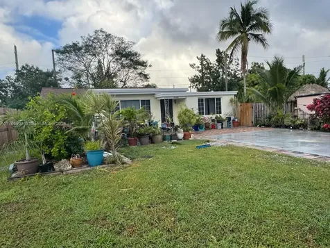 6309 Dewey Street Hollywood FL 33023