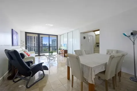 19667 Turnberry Way Aventura FL 33180