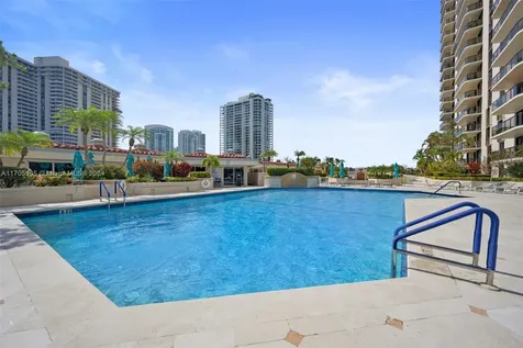 19667 Turnberry Way Aventura FL 33180