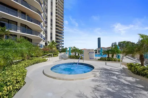 19667 Turnberry Way Aventura FL 33180