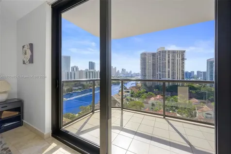 19667 Turnberry Way Aventura FL 33180