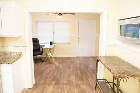 309 Ronnie Circle Orlando FL 32811