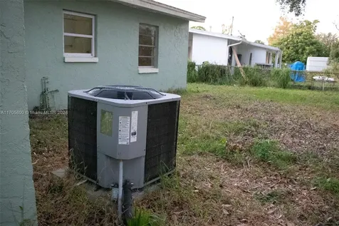 309 Ronnie Circle Orlando FL 32811