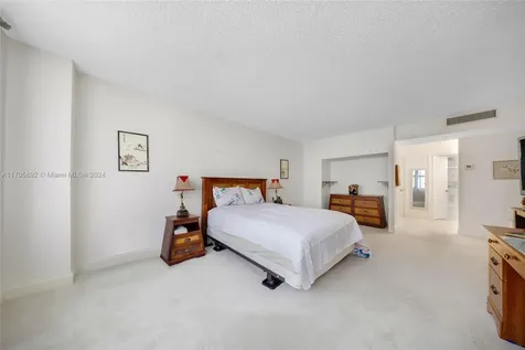 9801 Collins Avenue Bal Harbour FL 33154