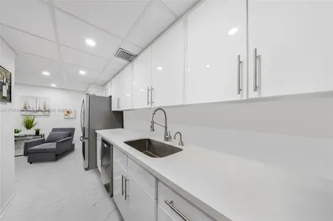 9801 Collins Avenue Bal Harbour FL 33154
