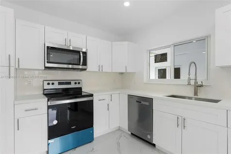 17600 NE 4th Avenue North Miami Beach FL 33162