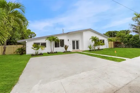 17600 NE 4th Avenue North Miami Beach FL 33162