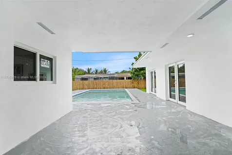 17600 NE 4th Avenue North Miami Beach FL 33162