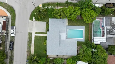 17600 NE 4th Avenue North Miami Beach FL 33162