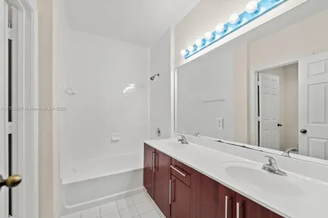 1460 SE 25th Avenue Homestead FL 33035