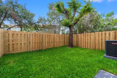 1460 SE 25th Avenue Homestead FL 33035