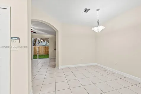 1460 SE 25th Avenue Homestead FL 33035