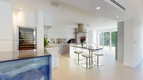 10420 SW 64th Street Miami FL 33173