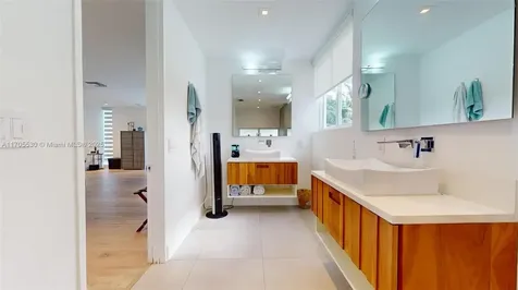 10420 SW 64th Street Miami FL 33173