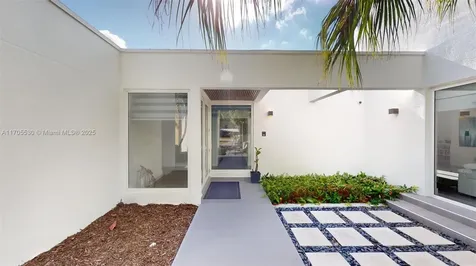 10420 SW 64th Street Miami FL 33173