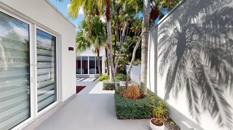 10420 SW 64th Street Miami FL 33173