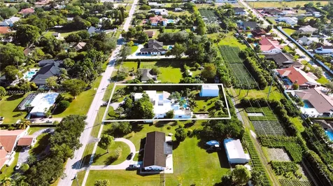 10420 SW 64th Street Miami FL 33173
