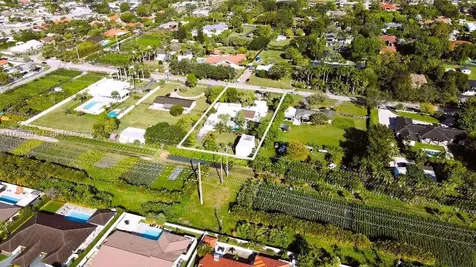 10420 SW 64th Street Miami FL 33173
