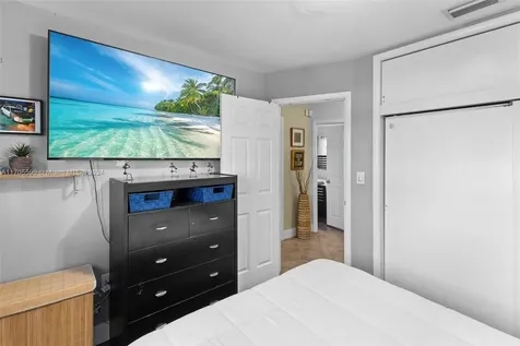 2340 NW 180th Terrace Miami Gardens FL 33056