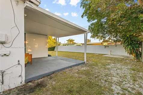 2340 NW 180th Terrace Miami Gardens FL 33056