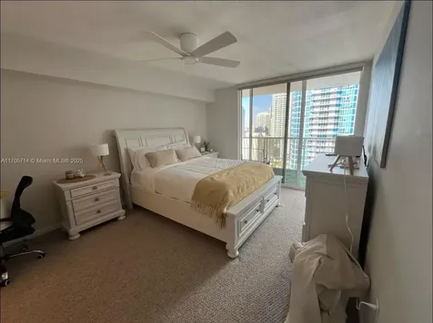 1200 Brickell Bay Drive Miami FL 33131