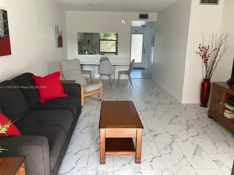 10304 Sunrise Lakes Boulevard Sunrise FL 33322