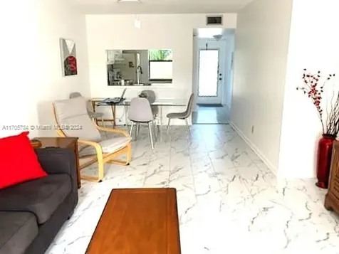 10304 Sunrise Lakes Boulevard Sunrise FL 33322