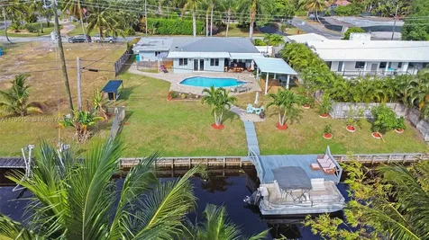 808 Mission Hill Road Boynton Beach FL 33435