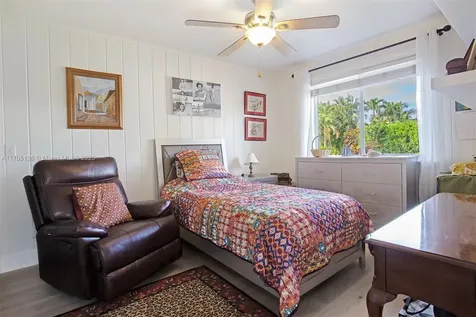 808 Mission Hill Road Boynton Beach FL 33435