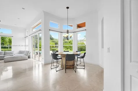 11001 Pine Lodge Trail Davie FL 33328